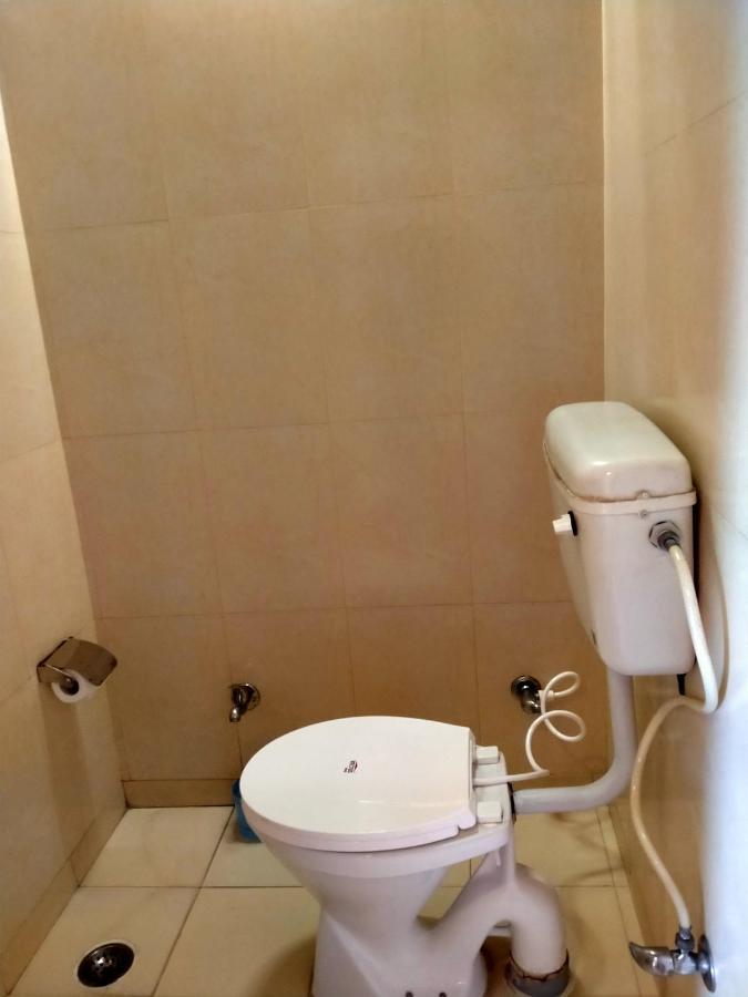 Hotel Naurang Yatri Niwas Garli Esterno foto